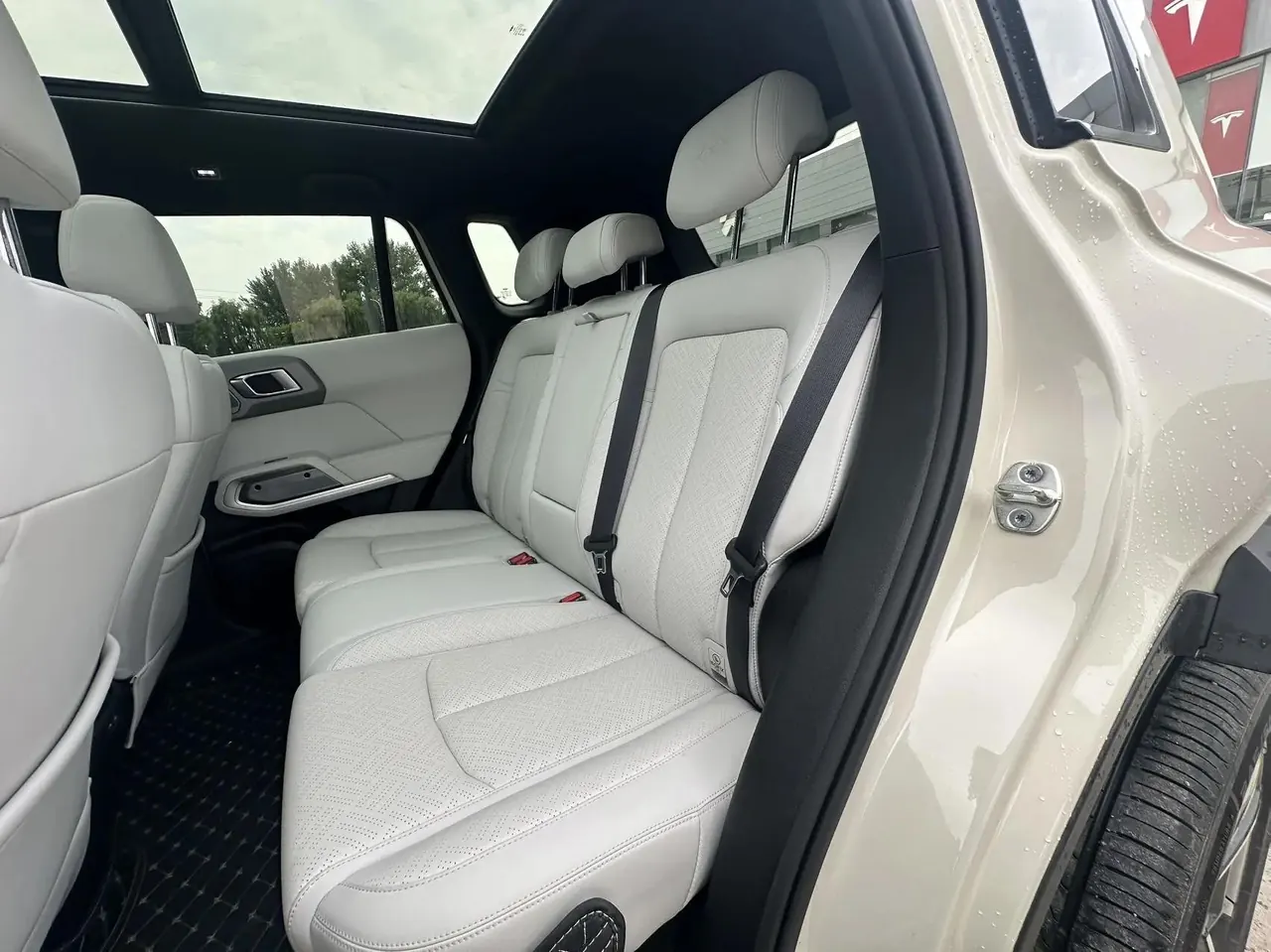 FangChengBao 2025 Titanium 3 501km Four-Wheel Drive Intelligent Driving Max Edition Automatic 17