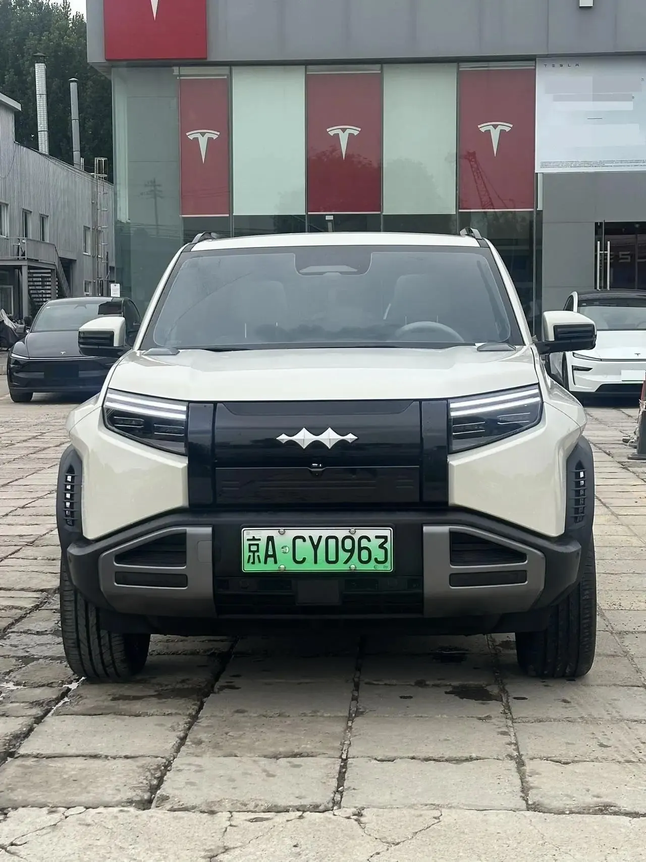 FangChengBao 2025 Titanium 3 501km Four-Wheel Drive Intelligent Driving Max Edition Automatic 2