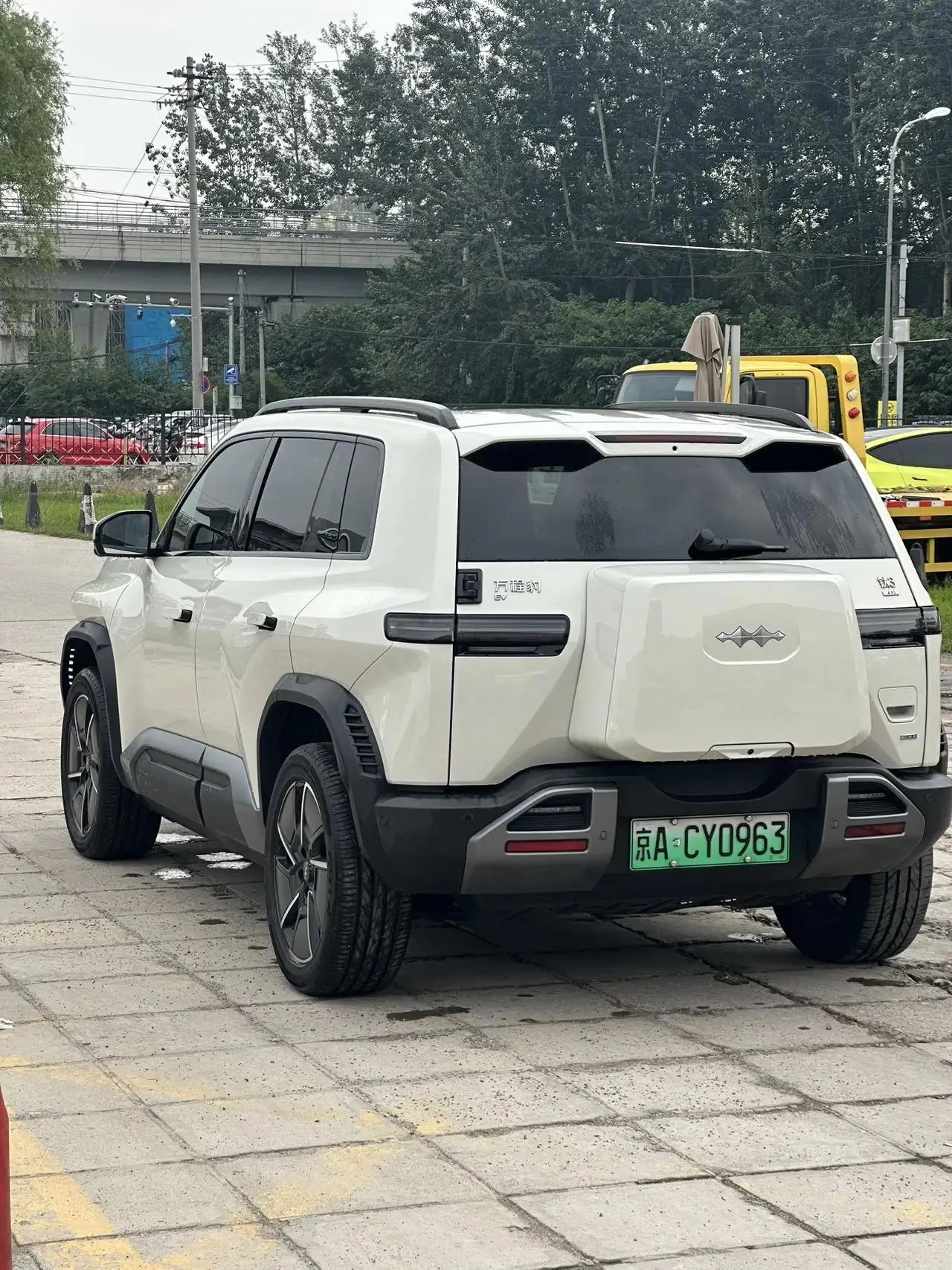 FangChengBao 2025 Titanium 3 501km Four-Wheel Drive Intelligent Driving Max Edition Automatic 7
