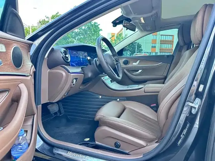 Mercedes Benz Class E 2023 E 260 L 4