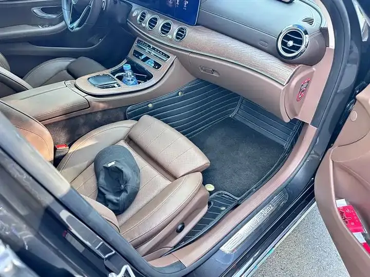 Mercedes Benz Class E 2023 E 260 L 6