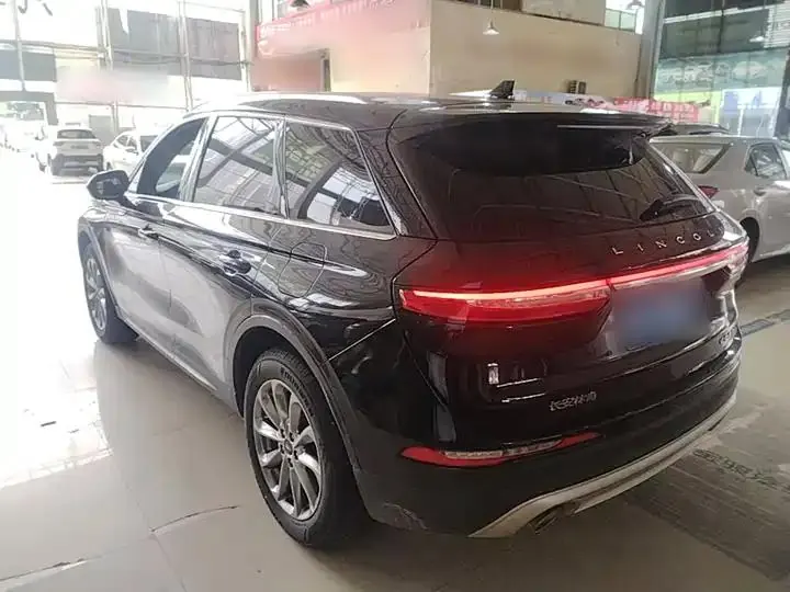 Explorer 2020 2.0T Two‑Wheel Drive Prestige Edition 5