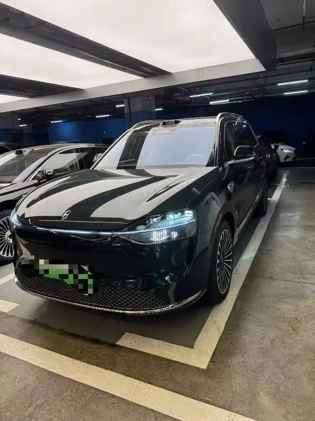 Open image lightbox: AITO 2025 AITO M9 EV Pure Electric Ultra Edition 100kWh6-seat Edition Automatic Gear