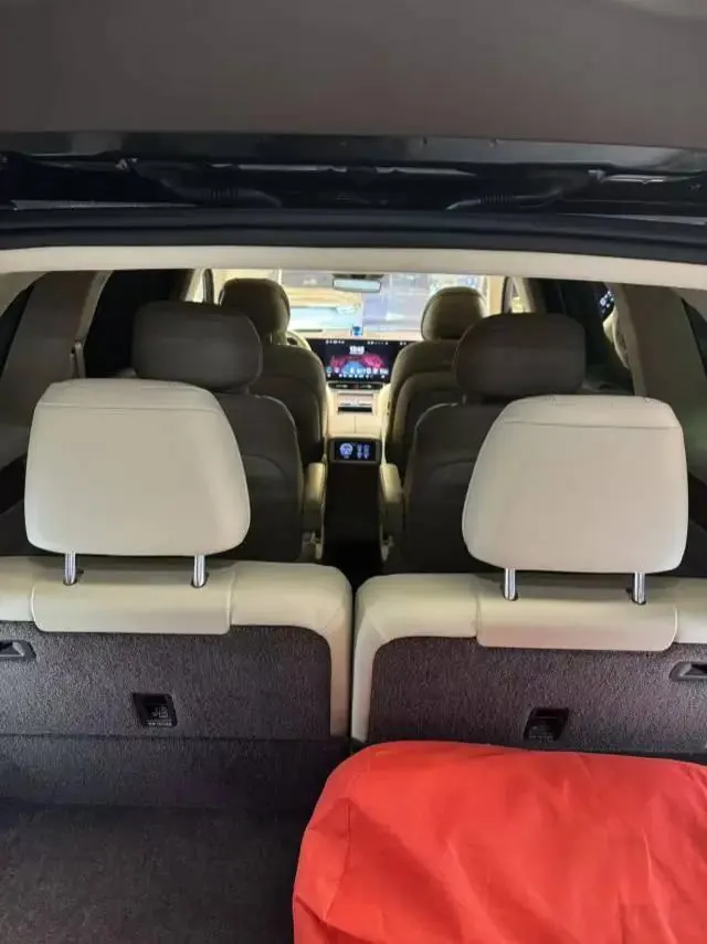 AITO 2025 AITO M9 EV Pure Electric Ultra Edition 100kWh6-seat Edition Automatic Gear 6