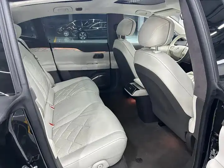 NIO ET7 2022 100kWh First Edition 10