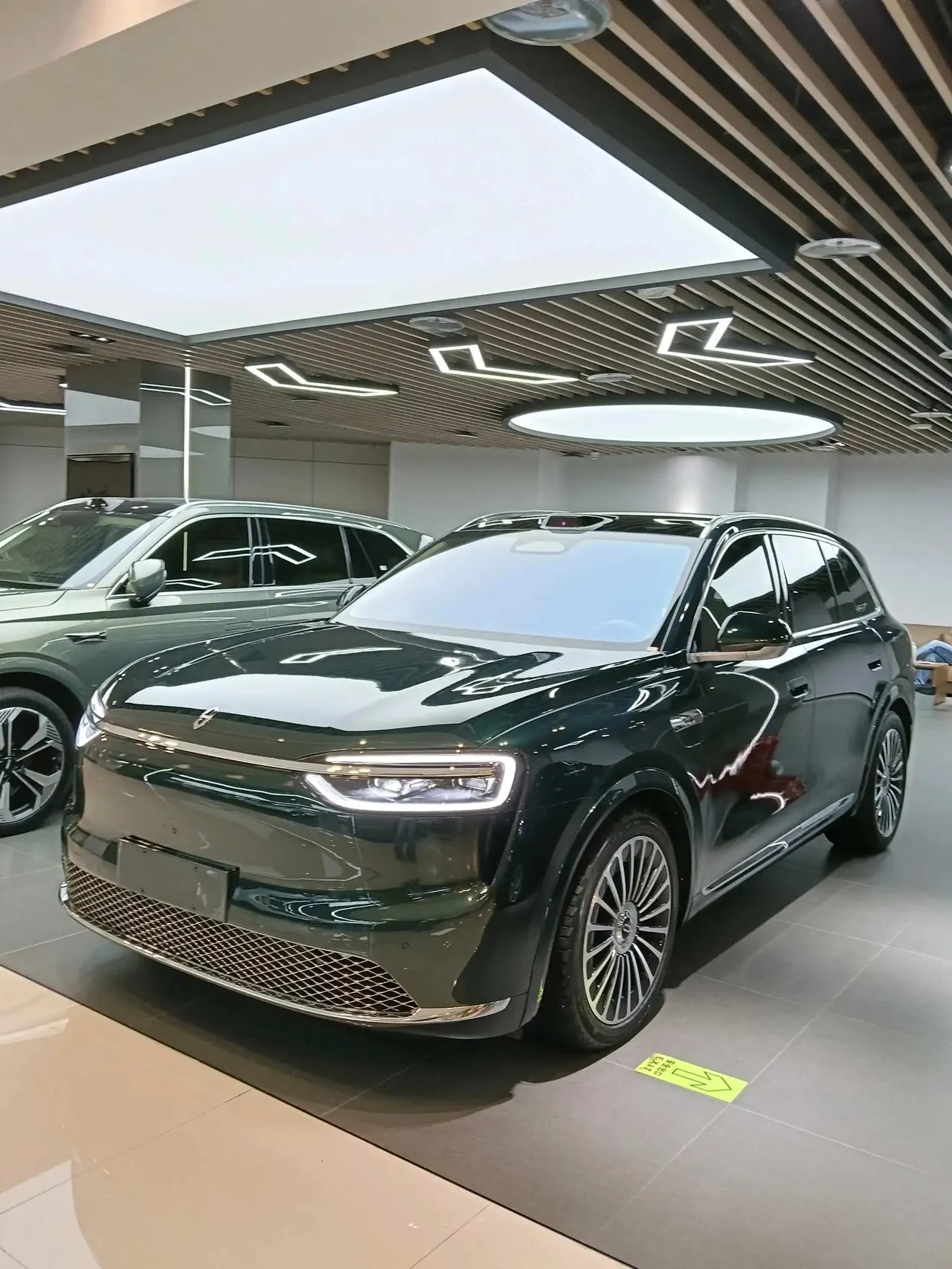 AITO 2026 AITO M7 Pure Electric Ultra Four-wheel Drive Edition 5 (192 Line Laser Radar) Automatic Gear 2