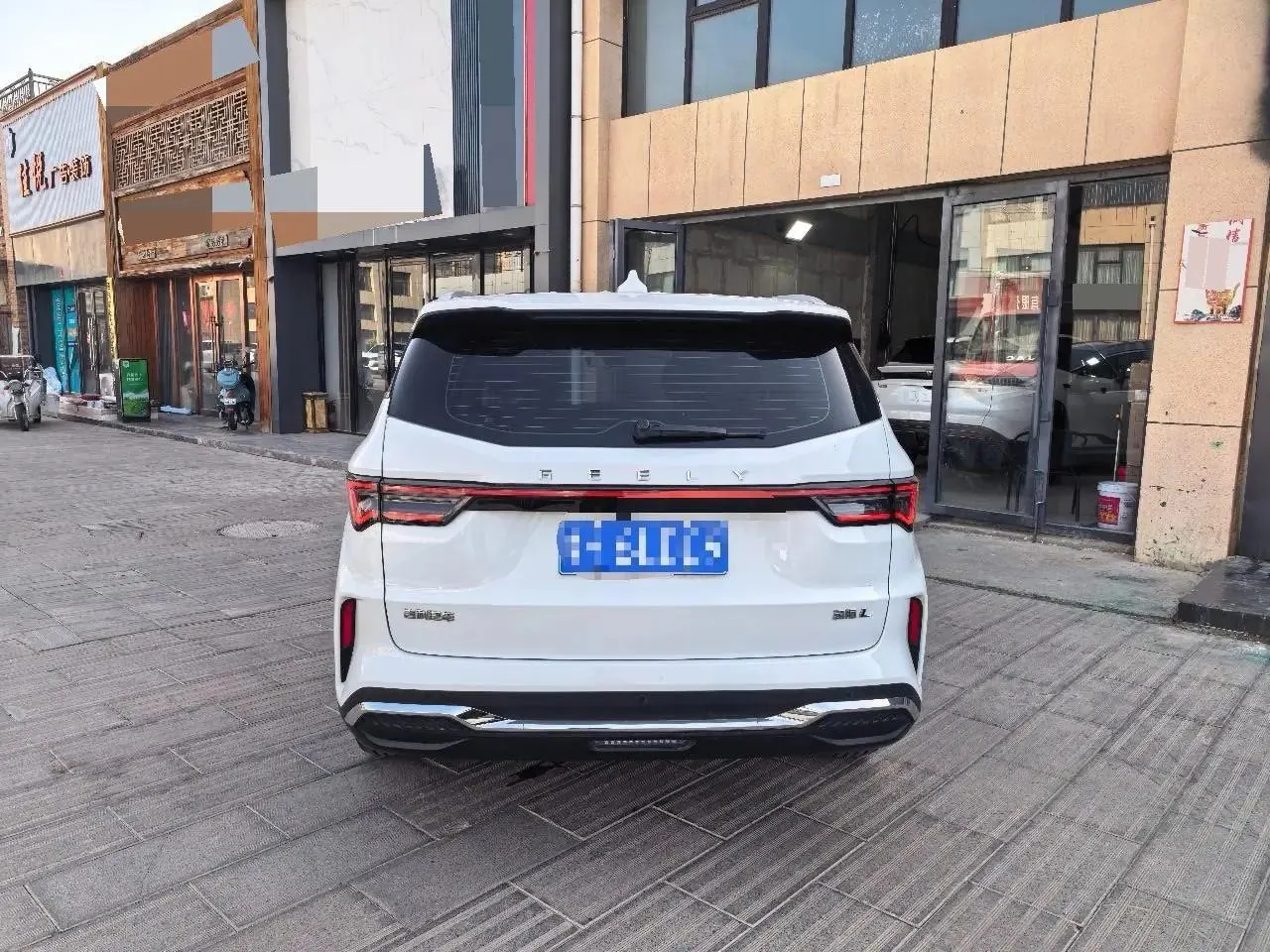 Geely 2025 Jiaji L 1.5TD Pengcheng Edition Automatic Gear 4