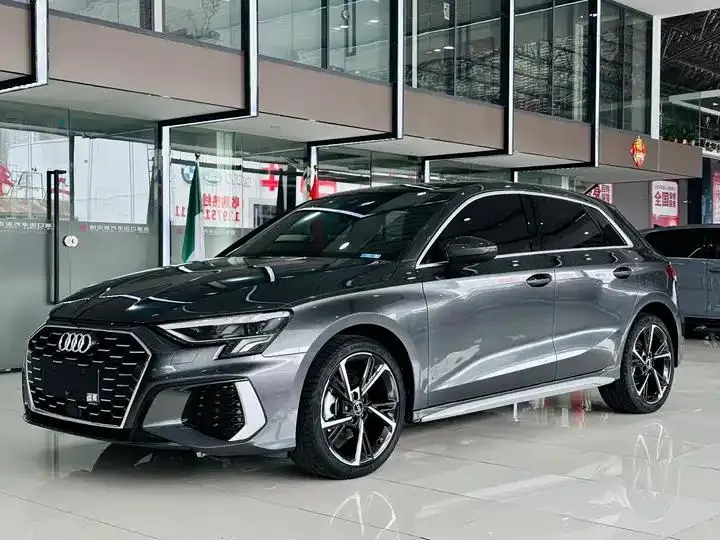 Audi A3 2023 facelift Sportback 35 TFSI fashion sporty - View 1