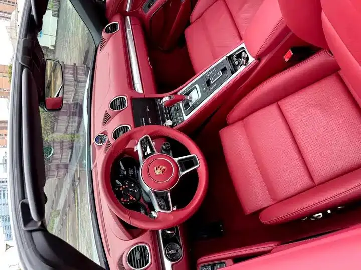 Porsche 718 2023 Boxster Style Edition 2.0T 13