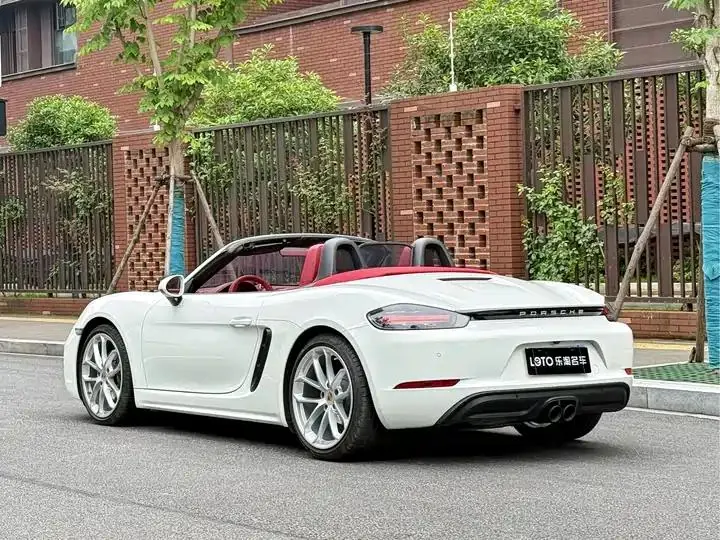 Porsche 718 2023 Boxster Style Edition 2.0T 3