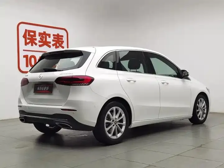 Mercedes Benz Class B 2020 Class B 200 Fashion 2