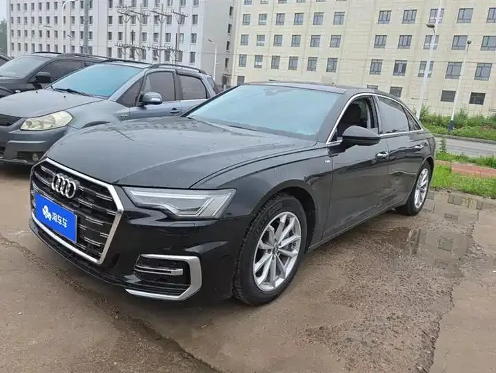 Audi A6L 2020 40 TFSI Deluxe Elegant - View 1