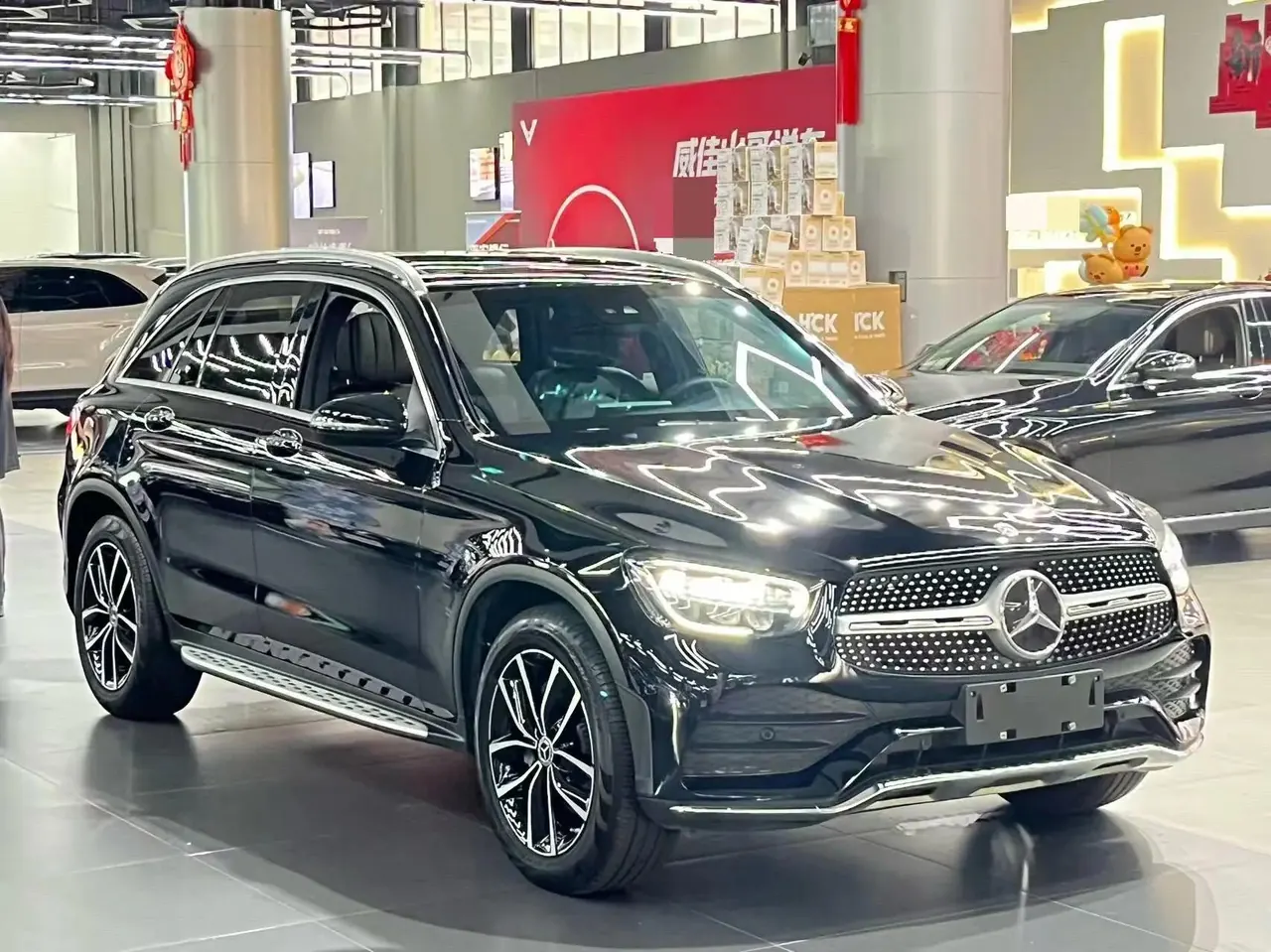 Mercedes Benz GLC 2021 model, GLC 300 L 4MATIC Sport version 3