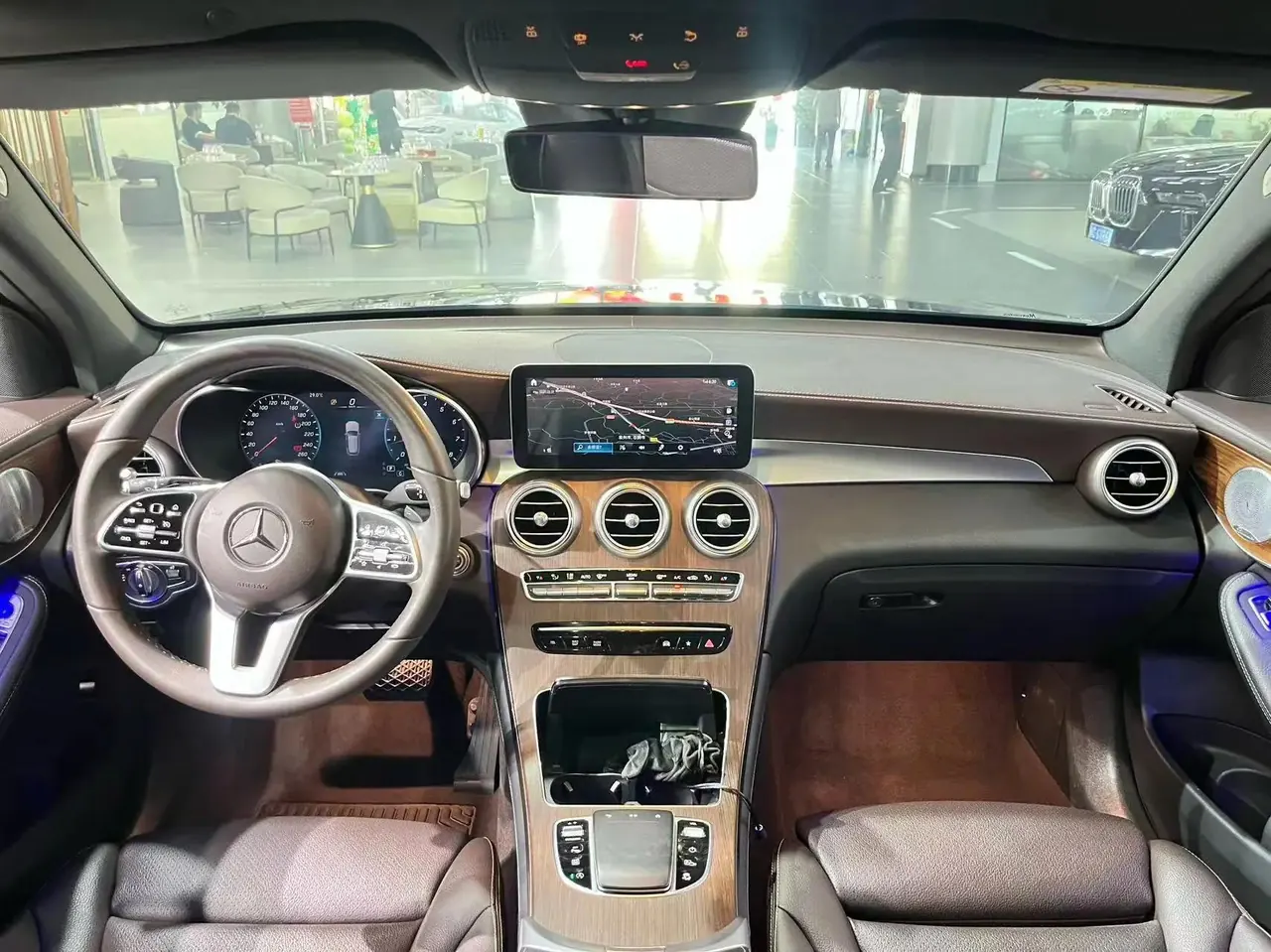 Mercedes Benz GLC 2021 model, GLC 300 L 4MATIC Sport version 5
