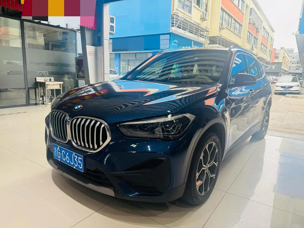 BMW X1 2021 sDrive25Li Leading Model - View 1