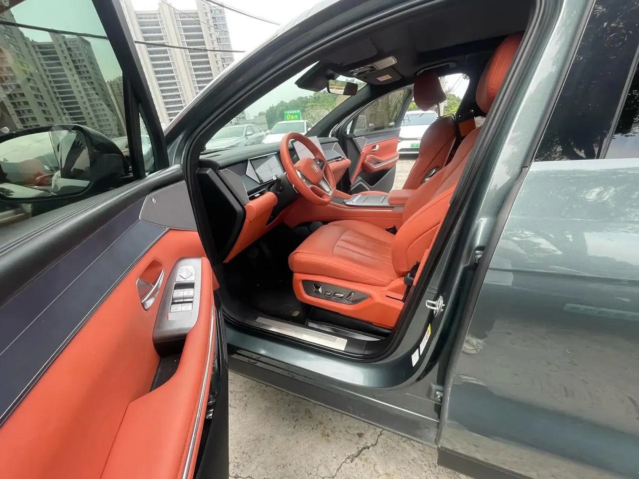 Tang L 2025 EV 670KM Laser Radar Premium 2