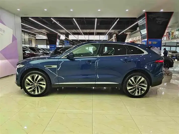 Jaguar F-PACE 2022 P250 HSE 7