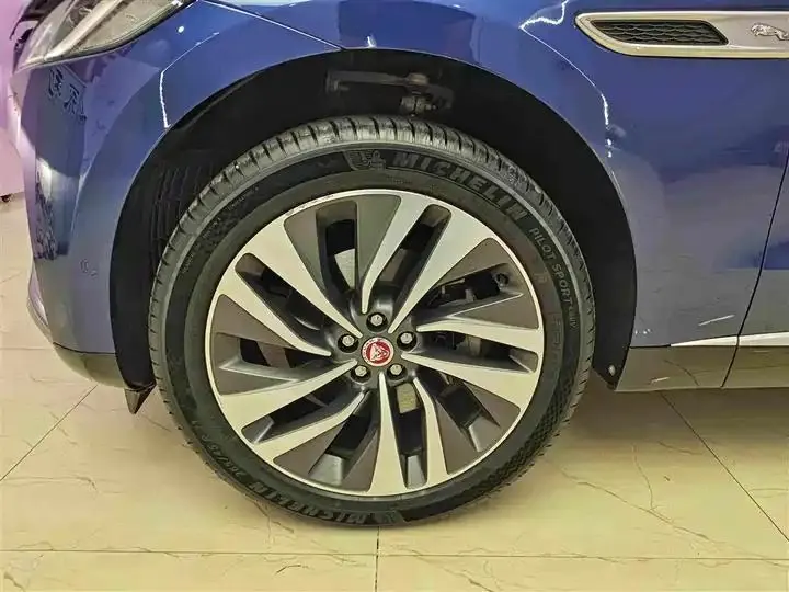 Jaguar F-PACE 2022 P250 HSE 8