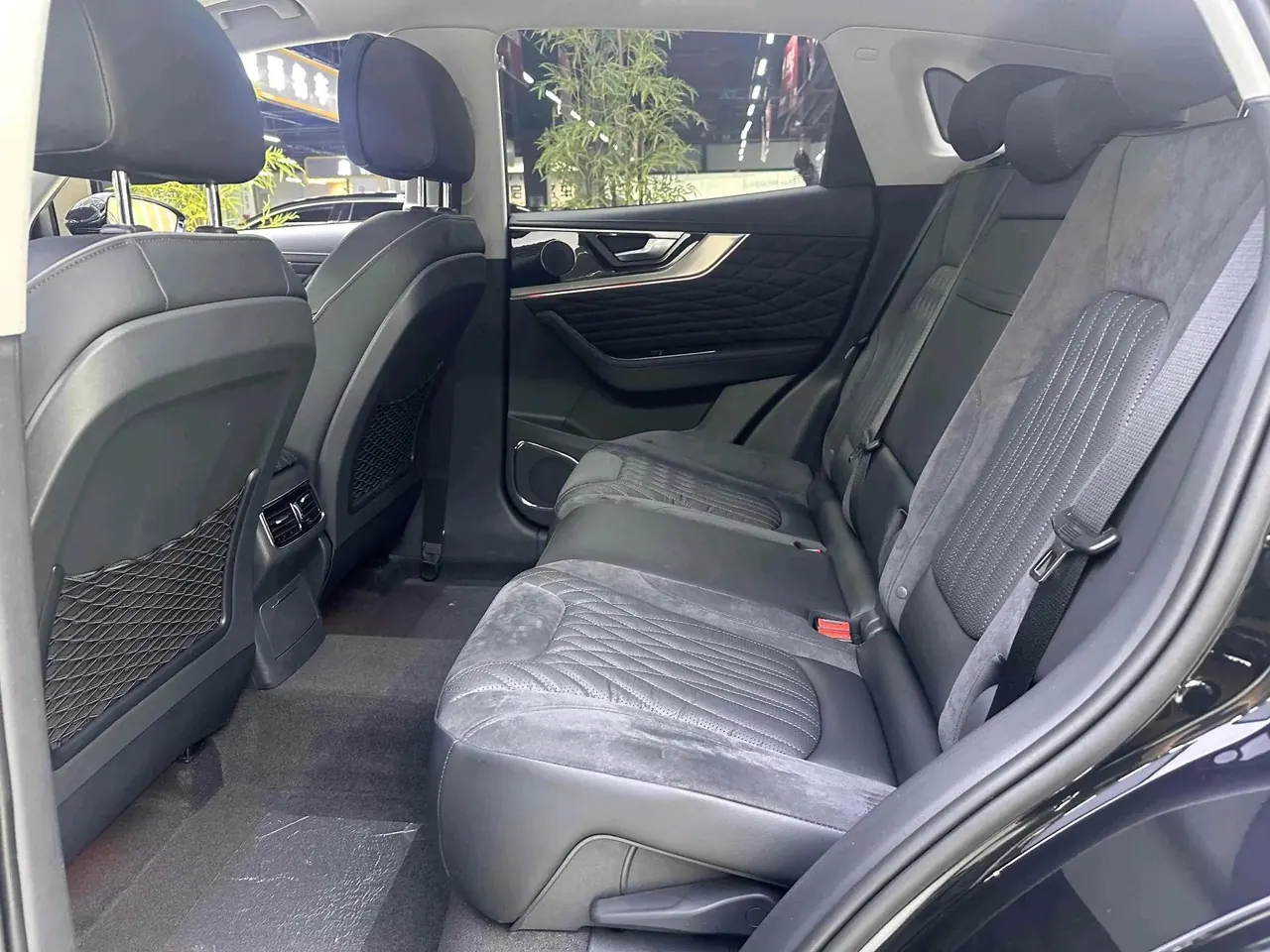 HongQi HS5 2022 model 2.0T Intelligent Connected Flag Enjoyment Edition 2