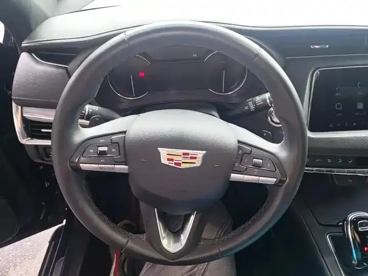 Cadillac XT4 2021 28T Two-Drive Technology 11
