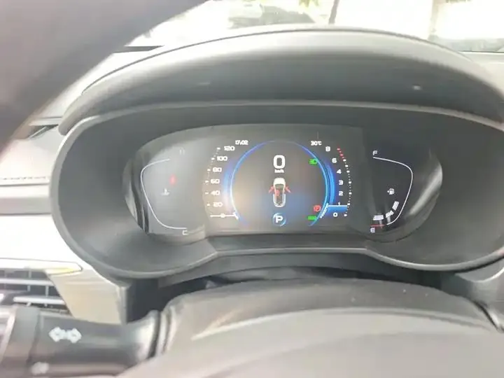 Emgrand GS 2020 1.4T CVT Ya 4