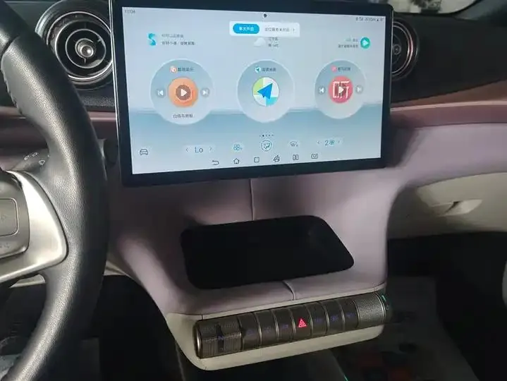 Dolphin 2021, 405 km, Fashion Edition 13