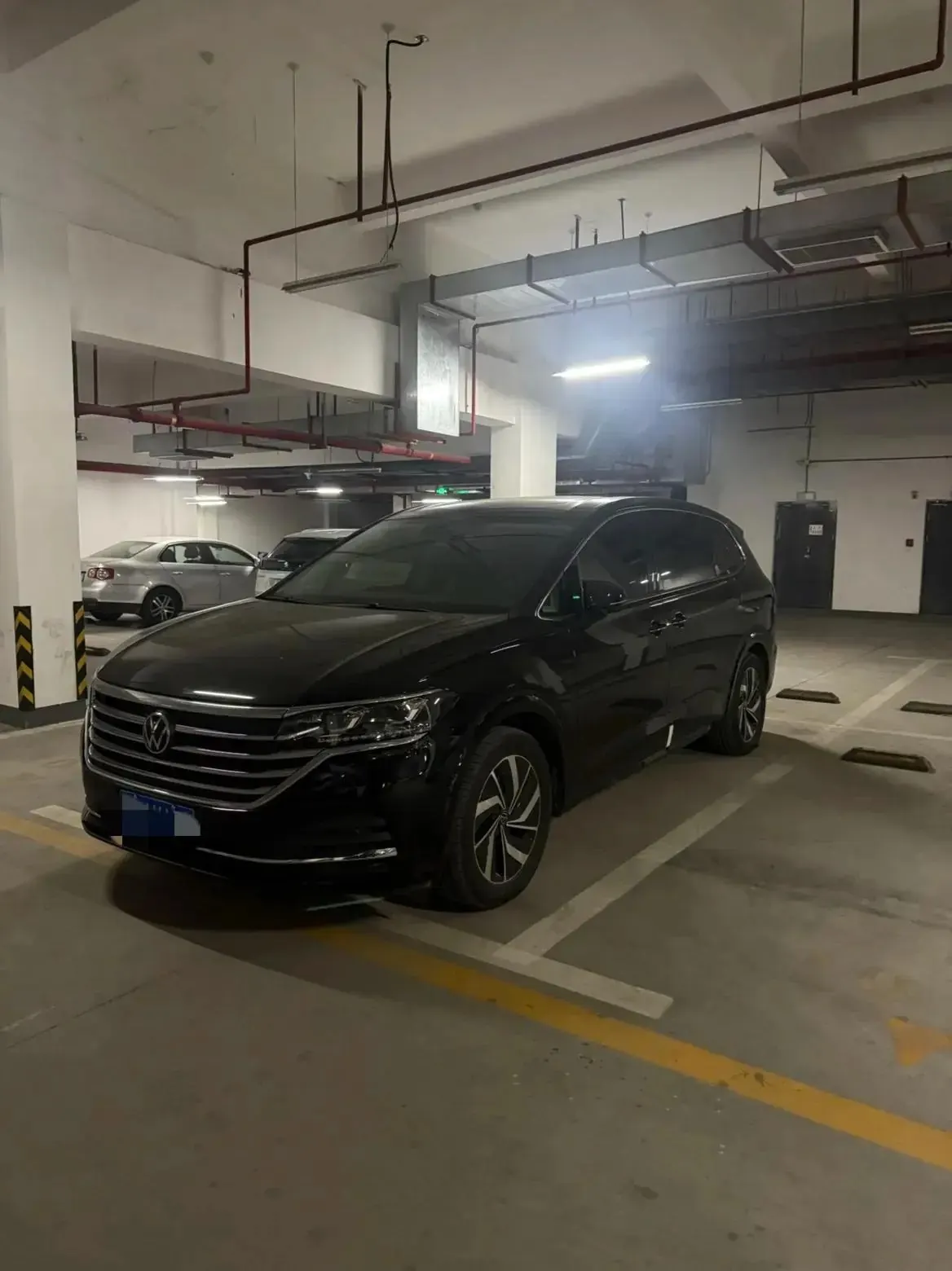 Open image lightbox: Volkswagen 2024 Wei (Viloran) 2.0TSI 380TSI Zunchi Edition Automatic Gear