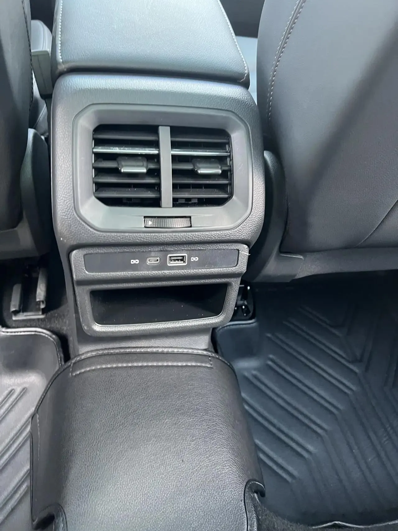 Tuyue 2021 280TSI Front-Wheel-Drive Luxury PLUS Edition 16