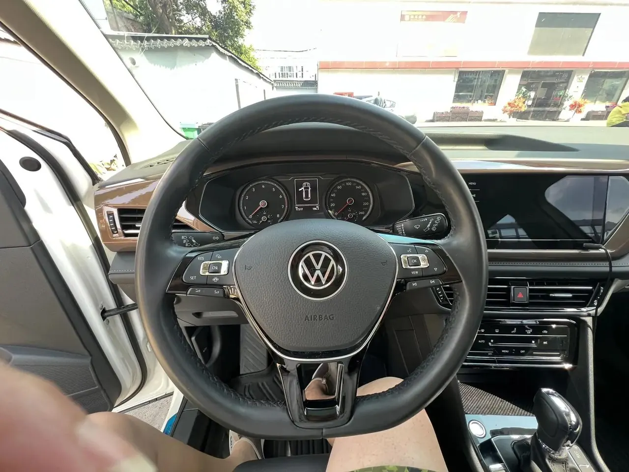 Tuyue 2021 280TSI Front-Wheel-Drive Luxury PLUS Edition 9