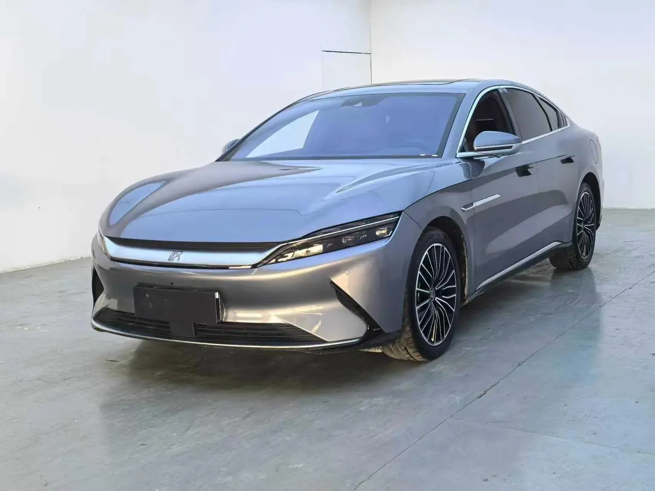 Open image lightbox: Han 2020 EV four-wheel drive high-performance flagship