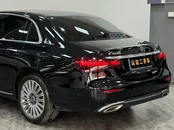 Mercedes Benz E Class 2022 E 300 L Luxury Model 18