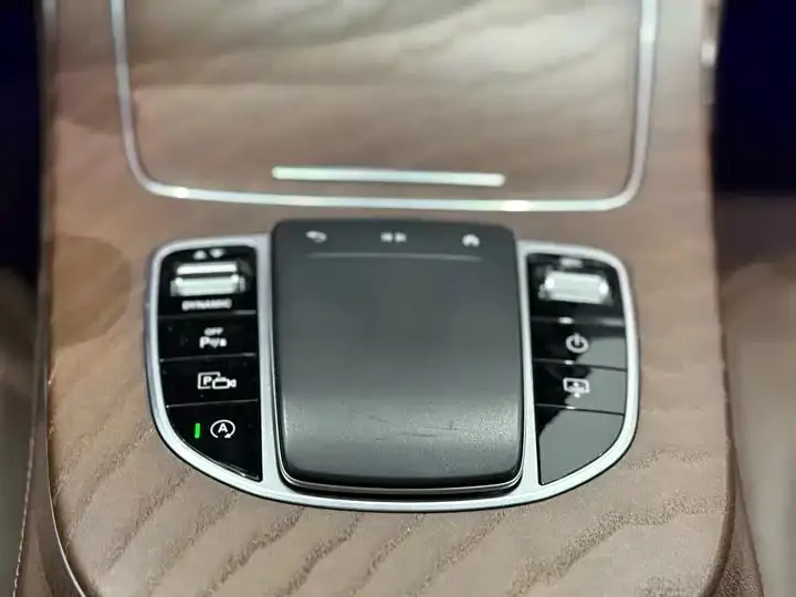 Mercedes Benz E Class 2022 E 300 L Luxury Model 7