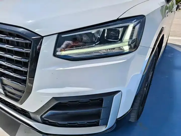 Audi Q2L 2021 35 TFSI Enterprising Dynamic 10