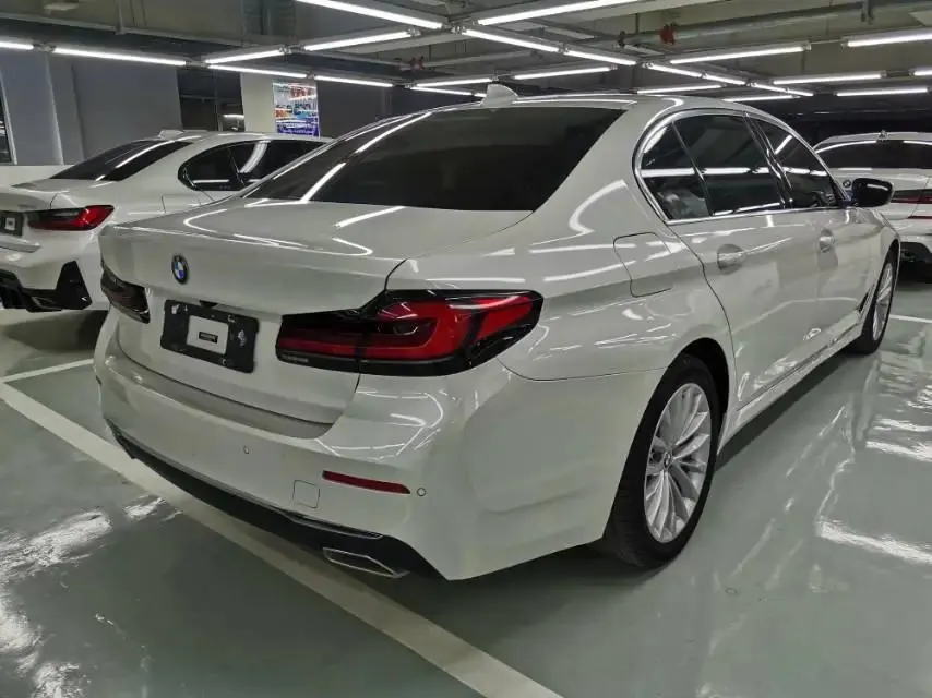 BMW 5 Series 2022 Model Facelift 525Li Luxury Package 4