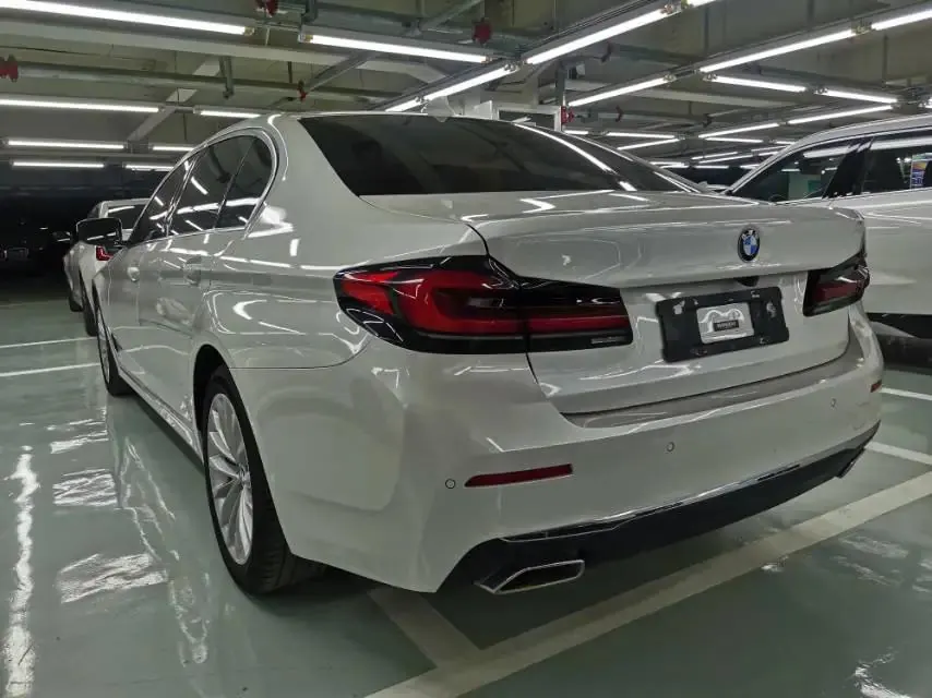 BMW 5 Series 2022 Model Facelift 525Li Luxury Package 6