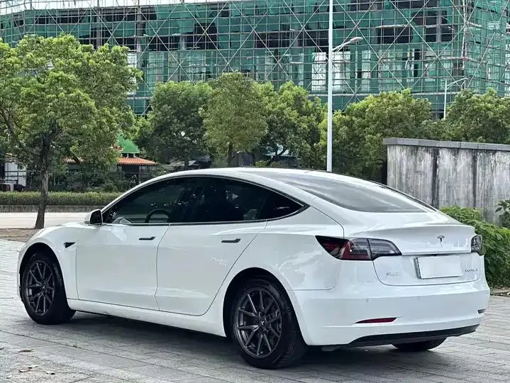 2020 Model 3 Standard Range Rear-Wheel Drive Upgrade Version 7