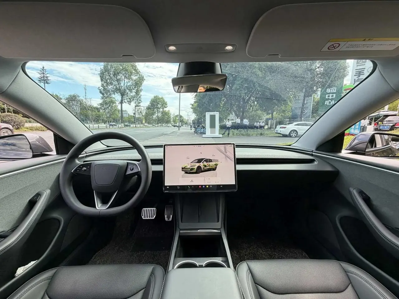 Model 3 2023 rear-wheel drive version 6