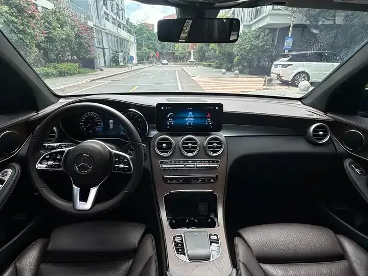 Mercedes Benz GLC 2022 GLC 300 L 4MATIC Dynamic Edition Prestige Version 17