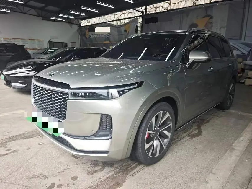 Открыть галерею: Li ONE 2021 Range-Extended 6-Seater Version