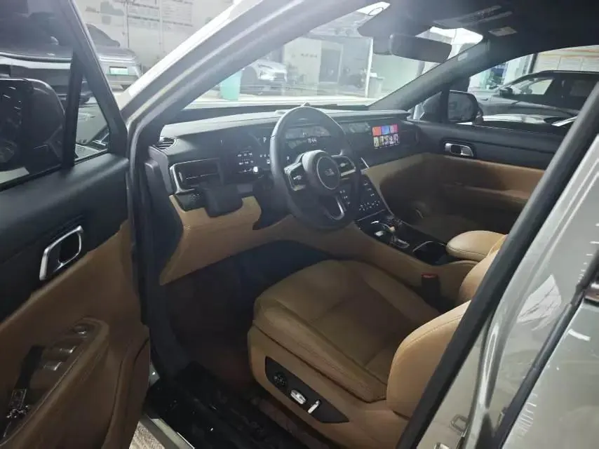 Li ONE 2021 Range-Extended 6-Seater Version 2