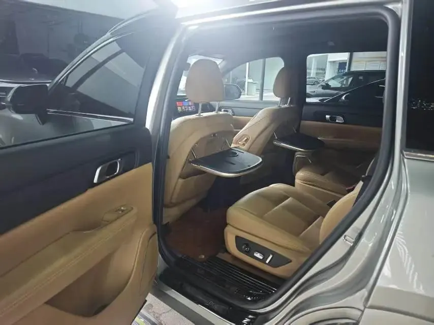 Li ONE 2021 Range-Extended 6-Seater Version 3