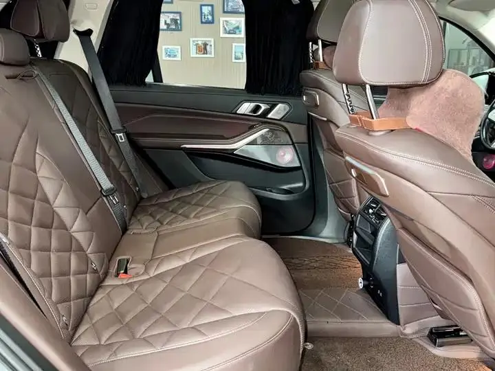 BMW X5 2023 xDrive 30Li exclusive m sports obsidian night suit 22
