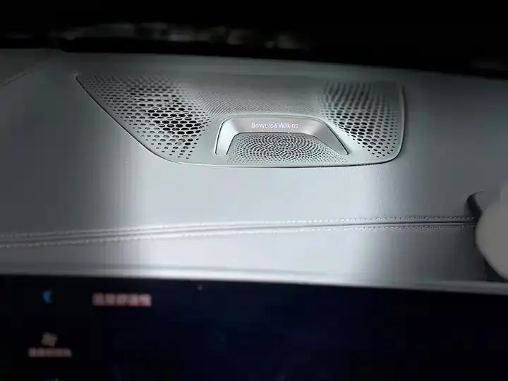 BMW X5 2023 xDrive 30Li exclusive m sports obsidian night suit 27