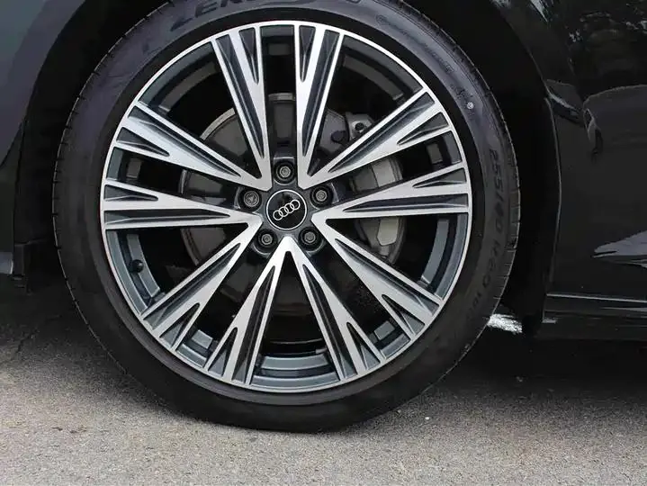 Audi A6L 2024 45 TFSI Selected Dynamic Type 12