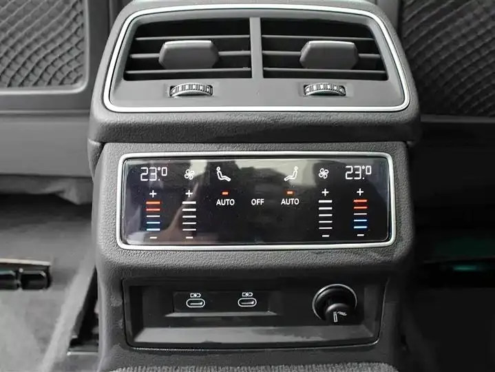 Audi A6L 2024 45 TFSI Selected Dynamic Type 18