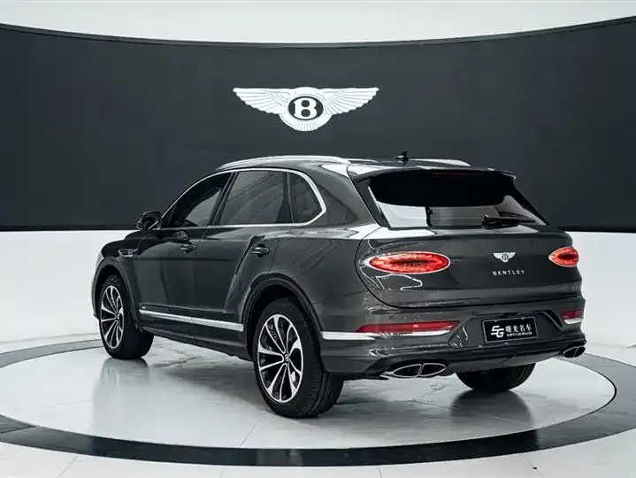Add more 2022 4.0T V8 6