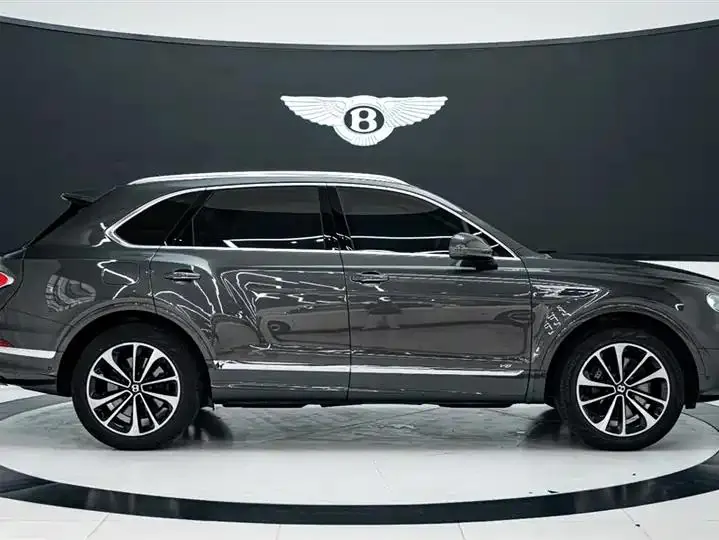 Add more 2022 4.0T V8 7