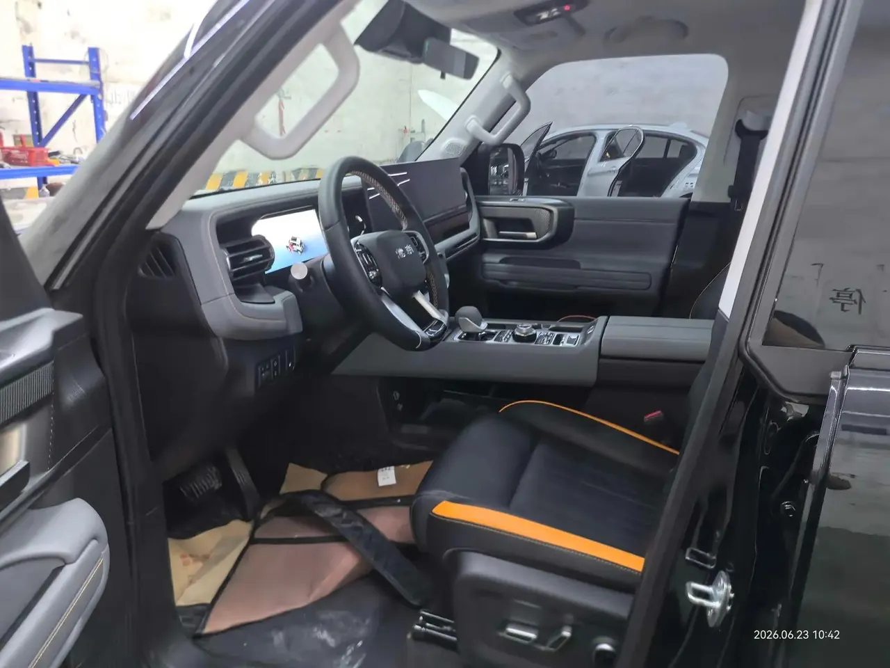 Beijing 2025 BJ40e Standard Edition Automatic 4