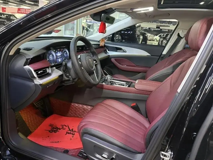 HongQi H5 2024 2.0T Auto Zhilian Flag Chang Edition 4