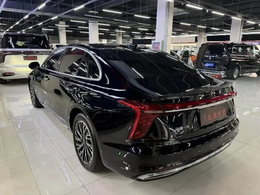 HongQi H5 2024 2.0T Auto Zhilian Flag Chang Edition 9